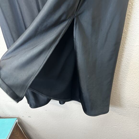 Old Navy Satin Maxi Skirt SZ 2X Black Pull On Side Slit Whimsigoth Y2K Fairy - Picture 3 of 10